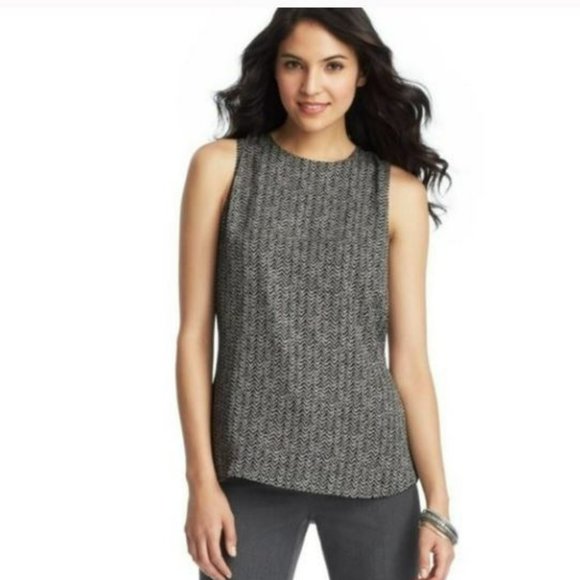 LOFT Tops - The LOFT Chevron Top